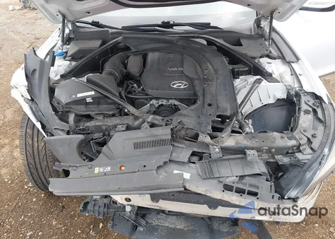 2016 Hyundai Genesis 3.8 z USA, uszkodzony, nr VIN KMHGN4JE7GU120426